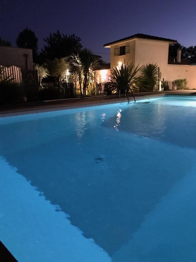 Holiday home Le Clos Fleuri Proche De Bordeaux