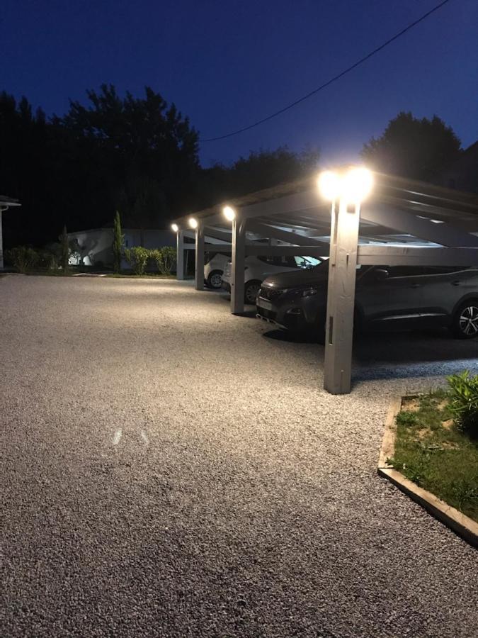 Le Clos Fleuri Proche De Bordeaux Holiday home