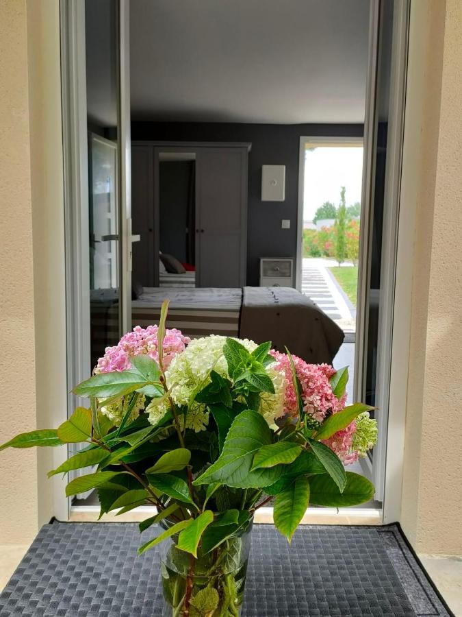 Le Clos Fleuri Proche De Bordeaux Holiday home *