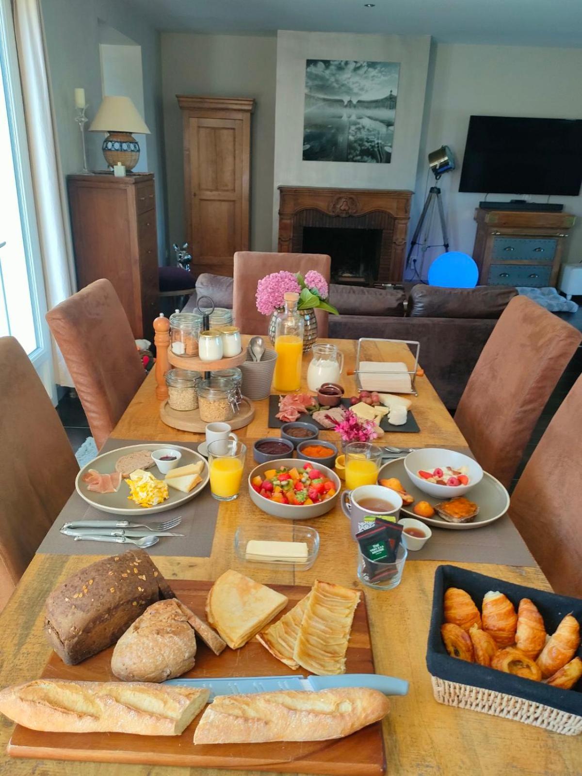 Le Clos Fleuri Proche De Bordeaux Holiday home Saint-Sulpice-et-Cameyrac